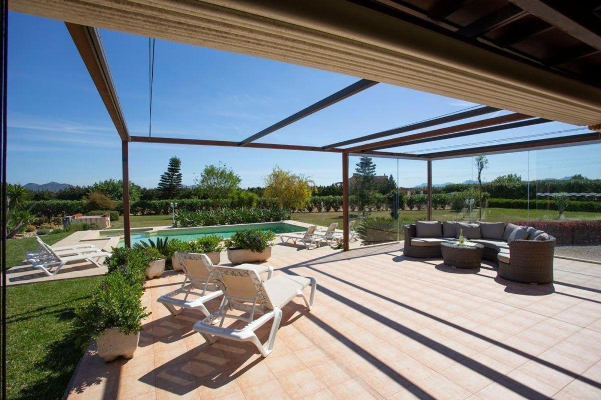 Grosszuegige Mit Beheizbarem Pool Und Jacuzzi Muro